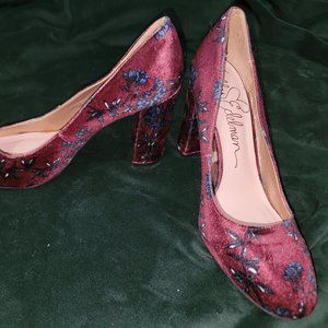 Floral velvet heels